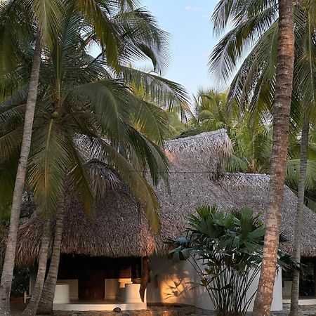 Hotel Casalina Palomino Exteriör bild