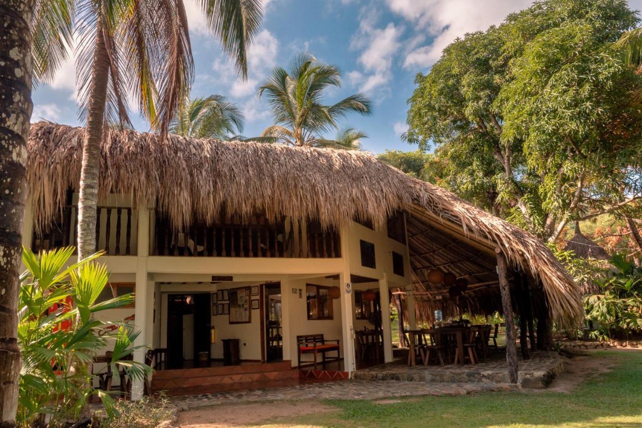 Hotel Casalina Palomino Exteriör bild